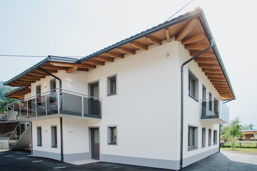 Apartmenthaus Strasswirt De Luxe Tropolach Ngoại thất bức ảnh